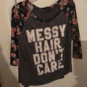 Mid sleeve graphic Tee